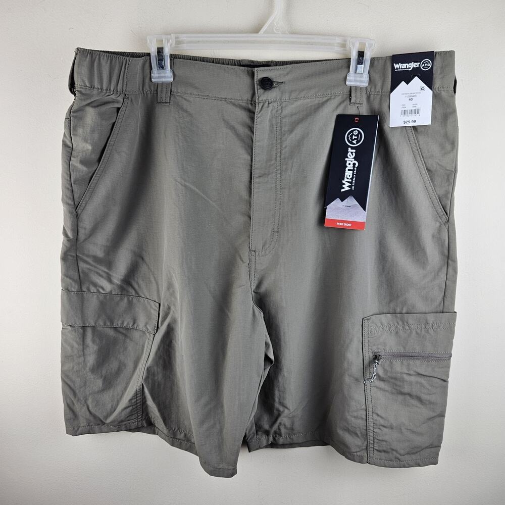 Wrangler cargo Shorts Men's Size 40 brown ATG utility Hiking UV 50+ khaki